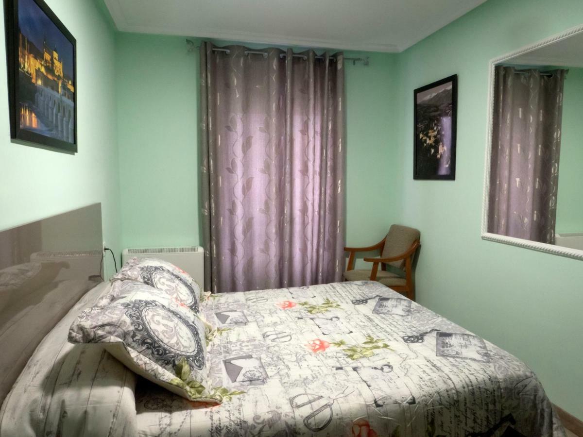 Apartamento Víctor de los Ríos León Exterior foto